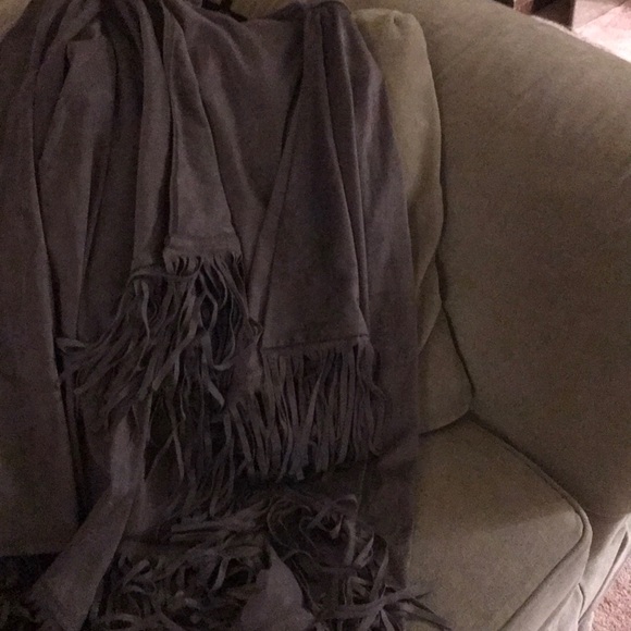 Diane Gilman faux gray suede jacket with fringe - Picture 5 of 7